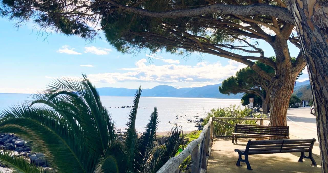 Appartamento Perla Bianca, Con Wifi E Air Con Cala Gonone Exterior photo